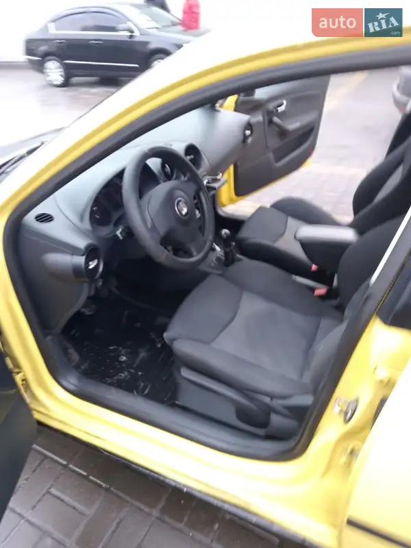 SEAT Ibiza, 2005