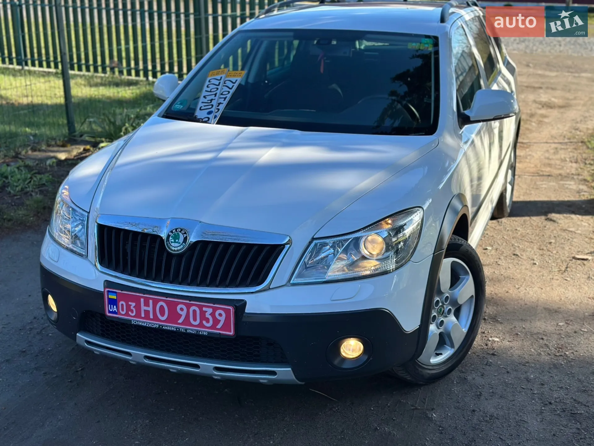 Skoda Octavia Scout, 2011