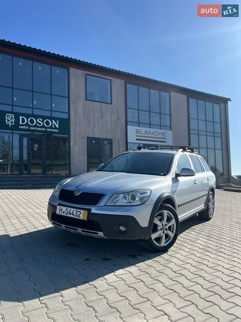 Skoda Octavia Scout, 2011