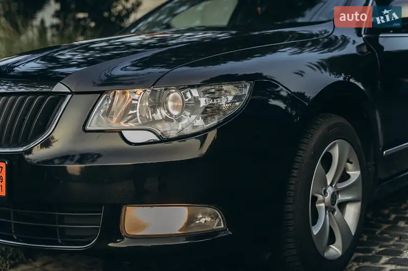 Skoda Superb, 2011