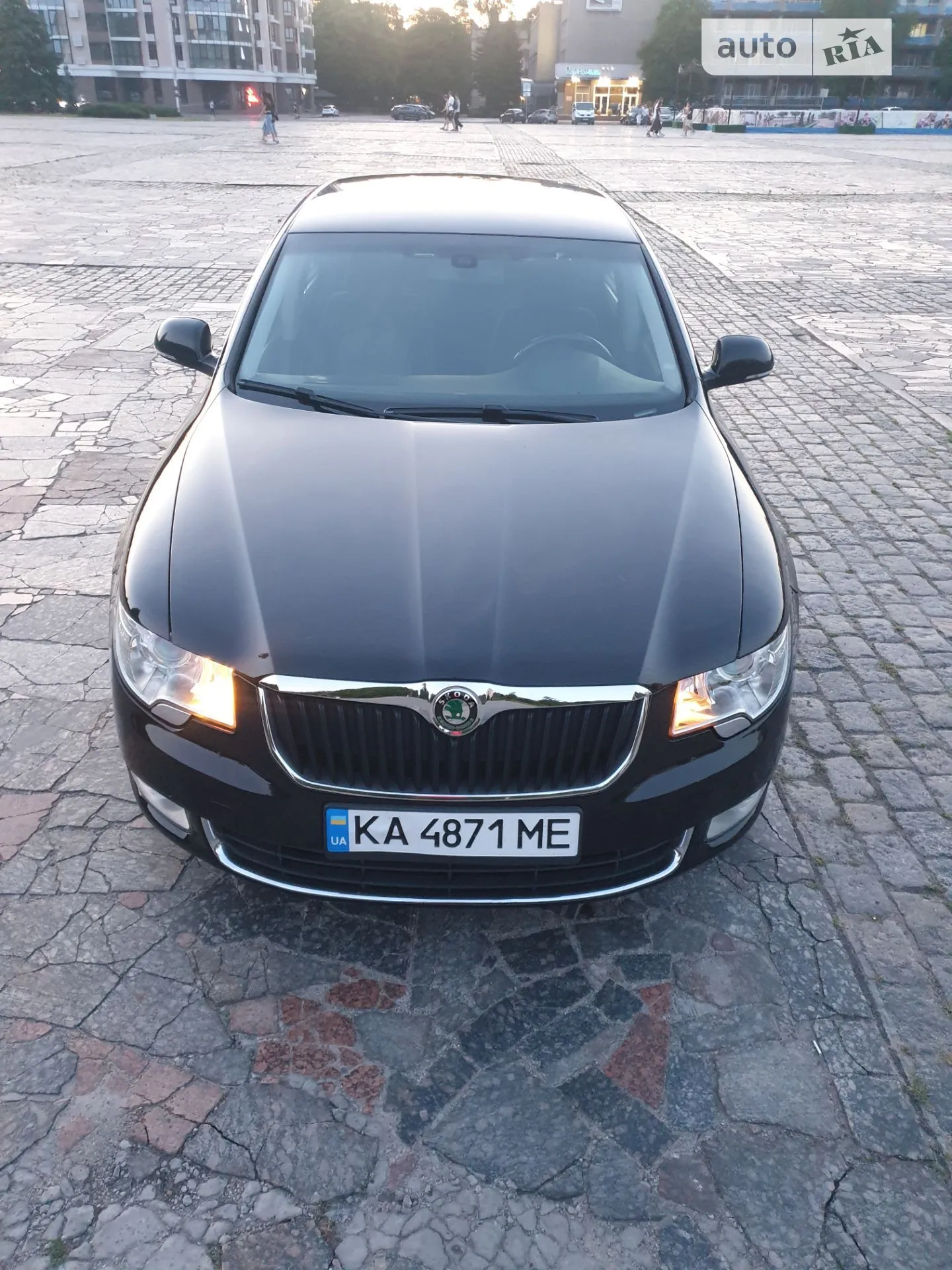 Skoda Superb, 2011