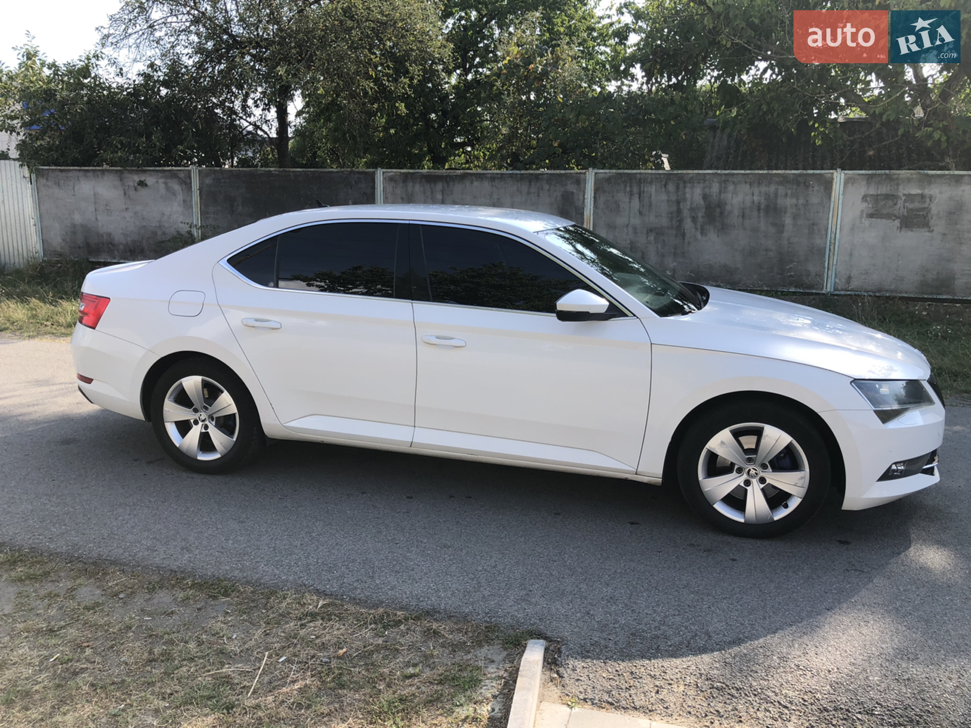 Skoda Superb 2017 — 1