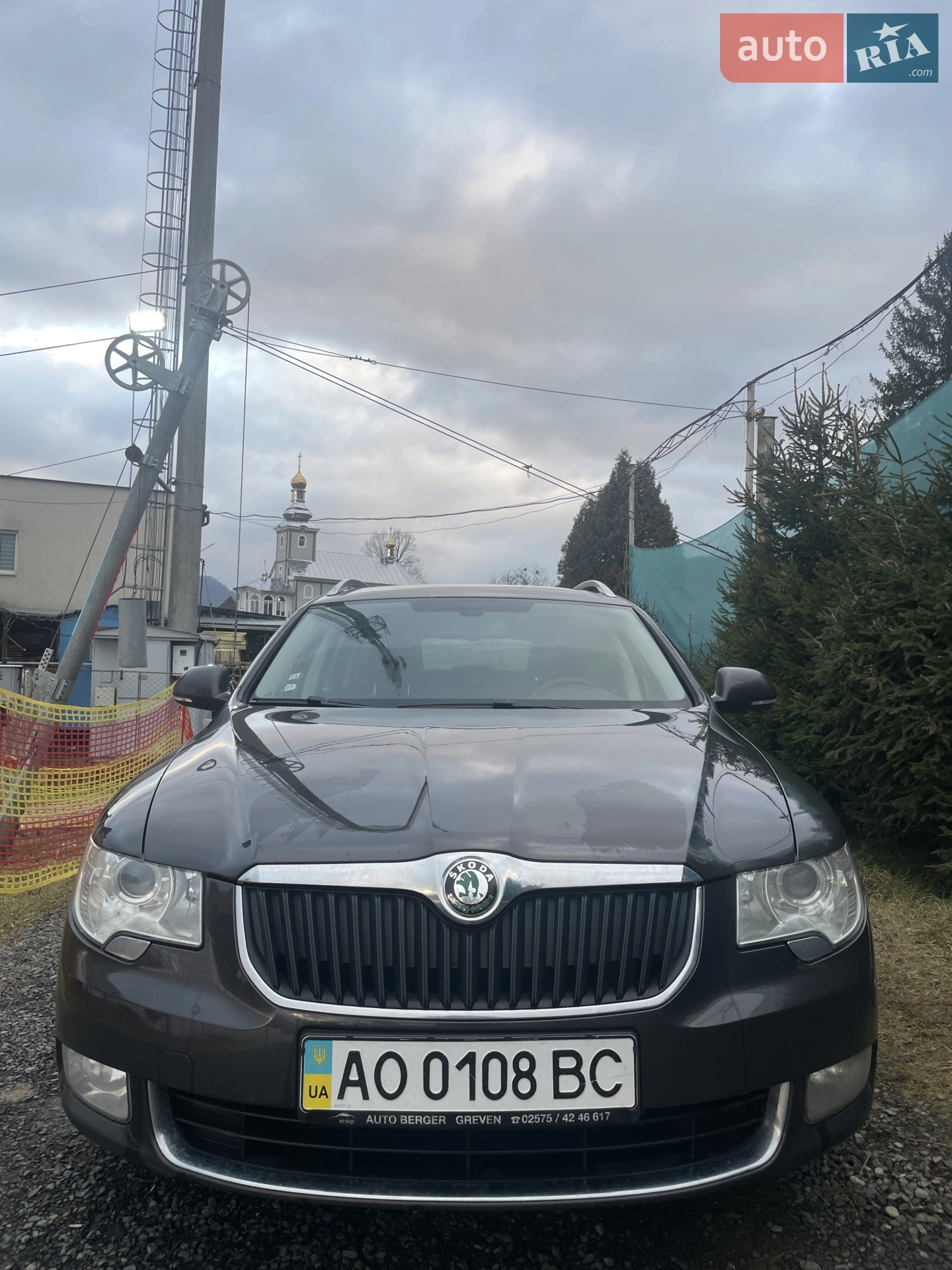 Skoda Superb, 2011