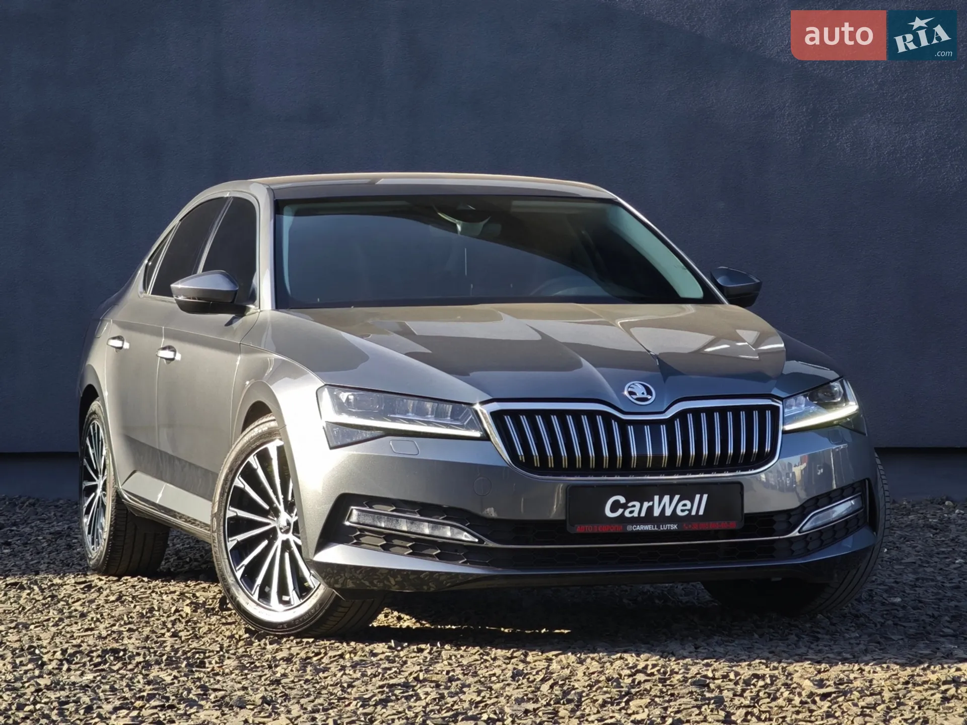 Skoda Superb 2022 — 1