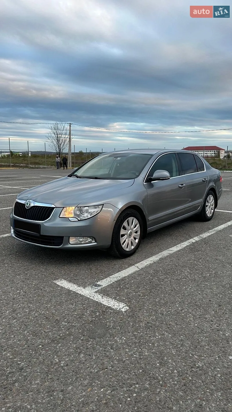Skoda Superb, 2011