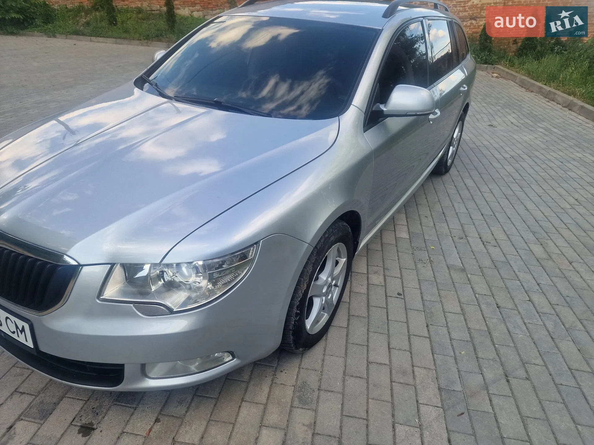 Skoda Superb, 2011