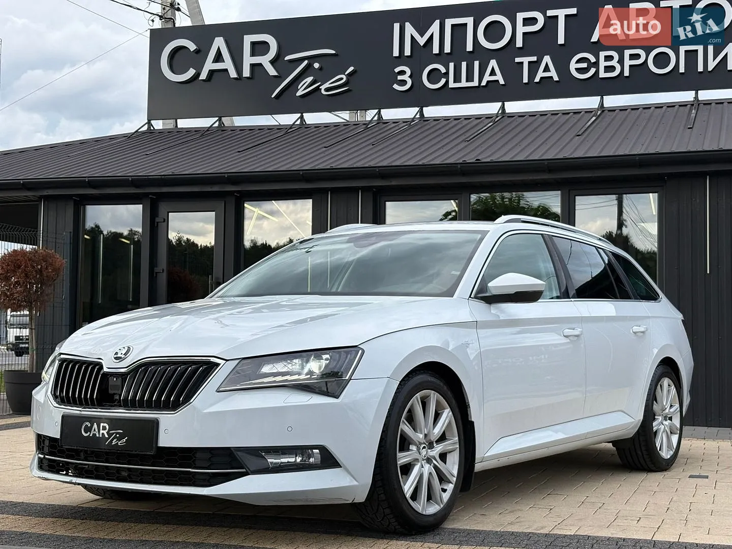 Skoda Superb, 2015