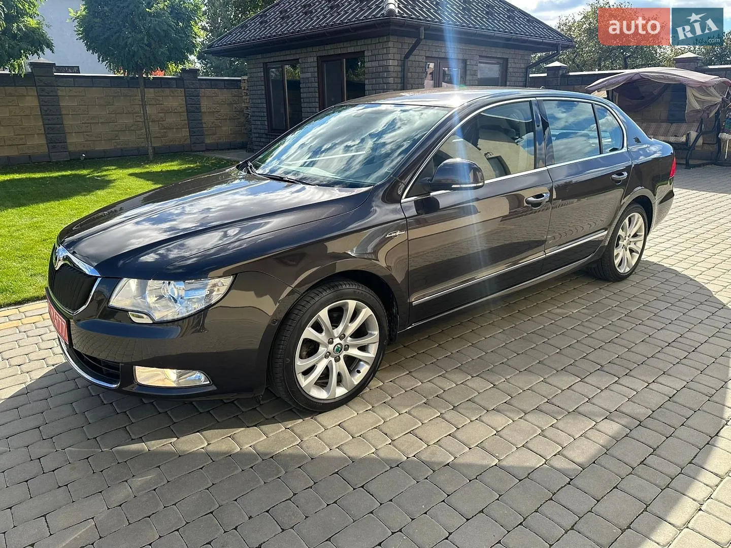 Skoda Superb, 2011