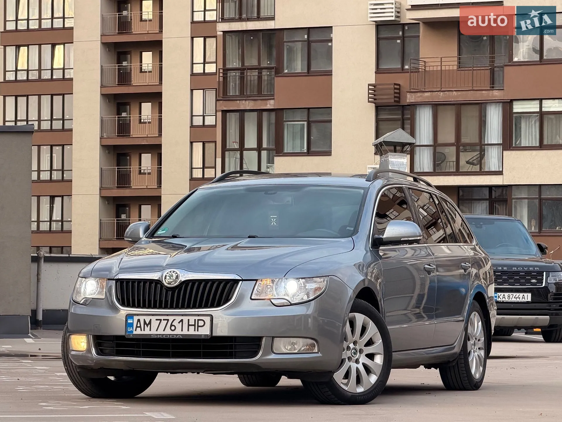 Skoda Superb, 2011