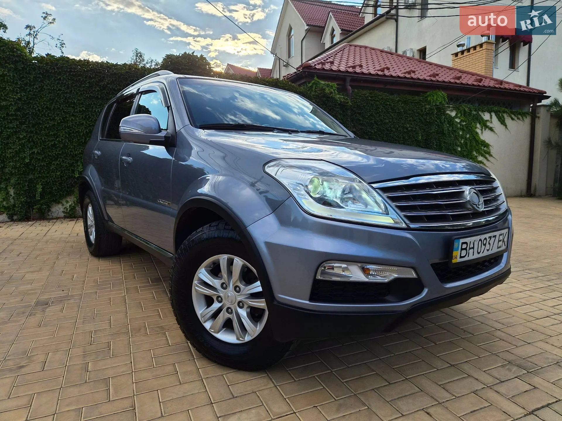 SsangYong Rexton, 2012