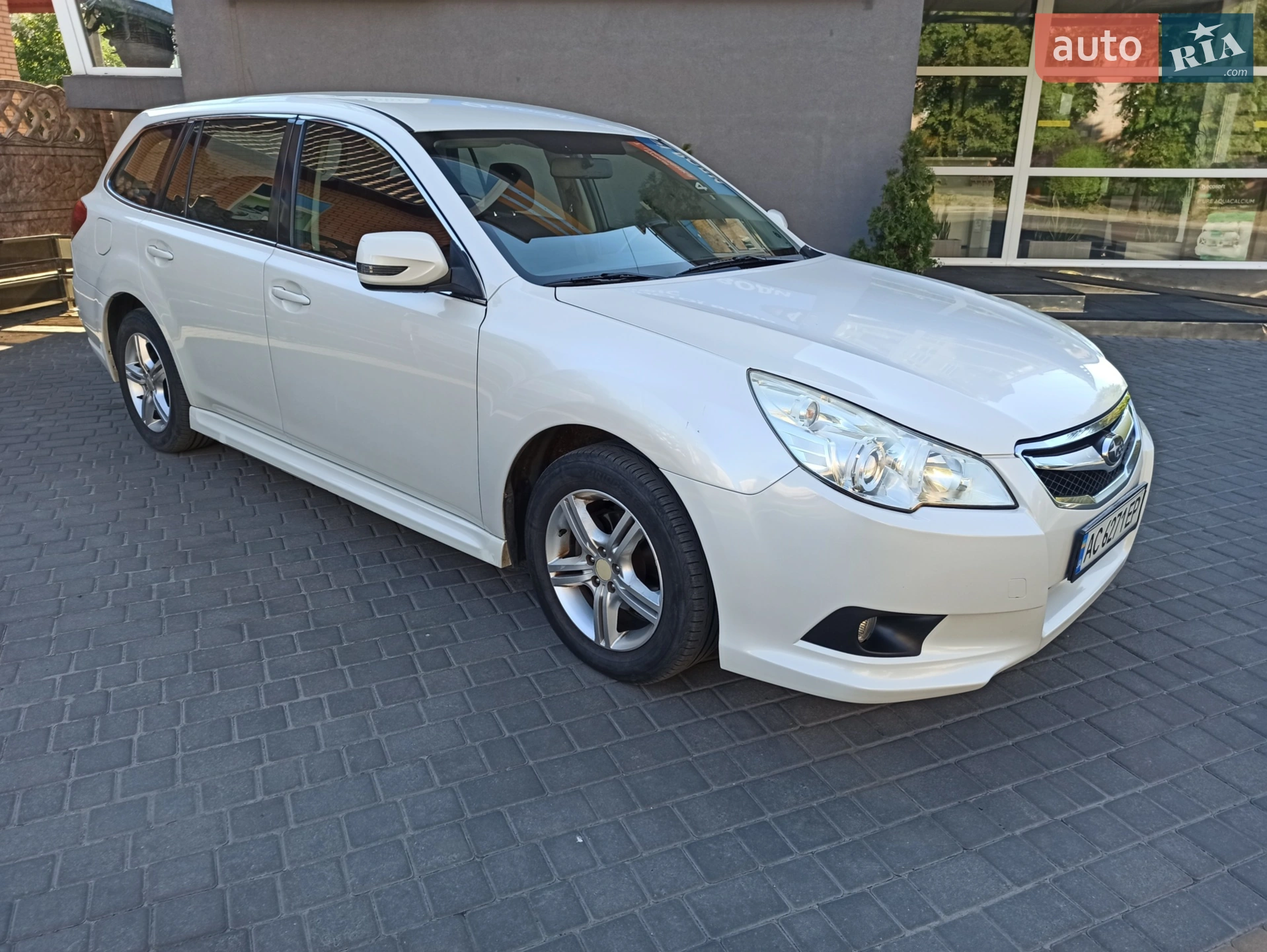 Subaru Legacy, 2010
