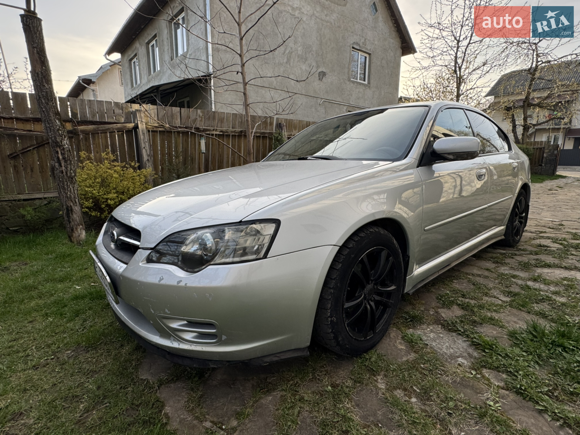 Subaru Legacy, 2004
