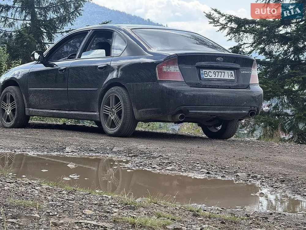 Subaru Legacy, 2005