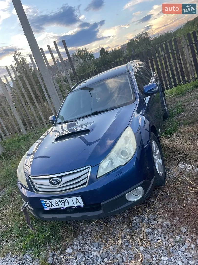 Subaru Legacy, 2010