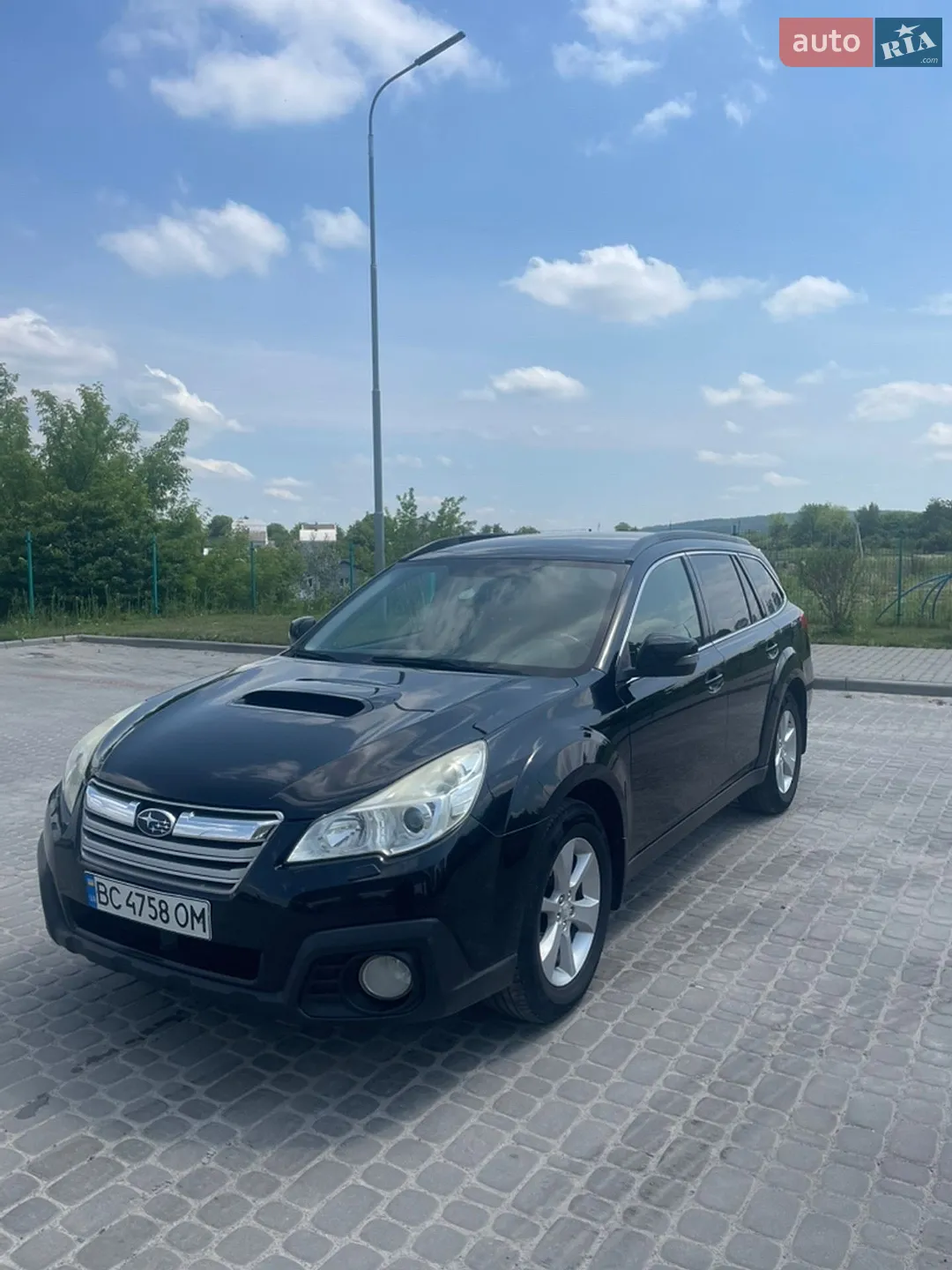 Subaru Outback, 2012