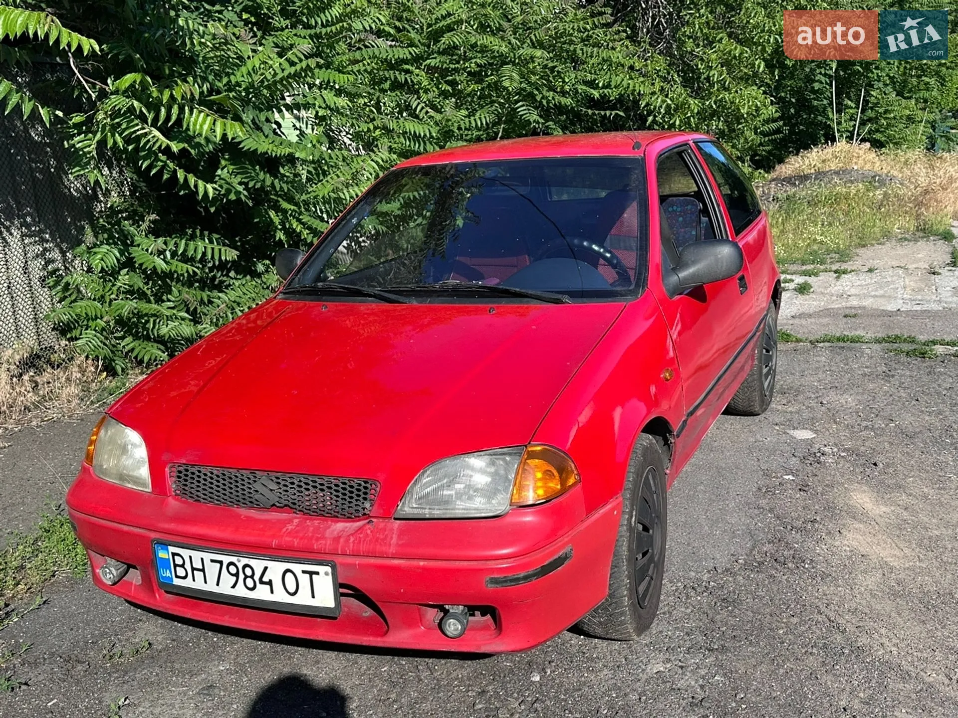 Suzuki Swift, 1998