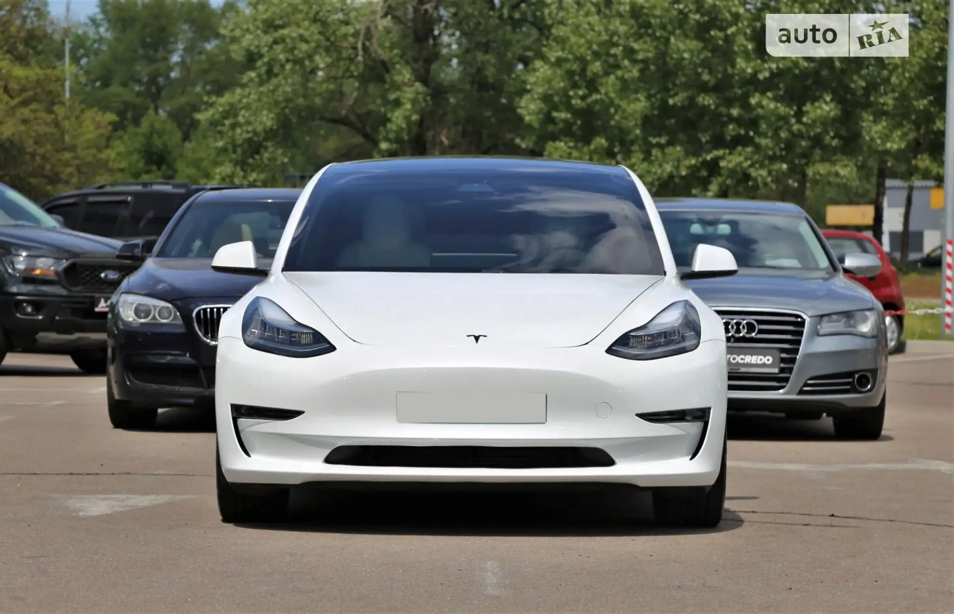 Tesla Model 3, 2020