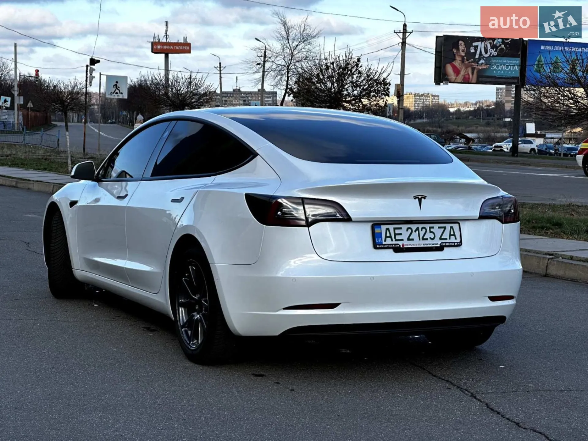 Tesla Model 3, 2019