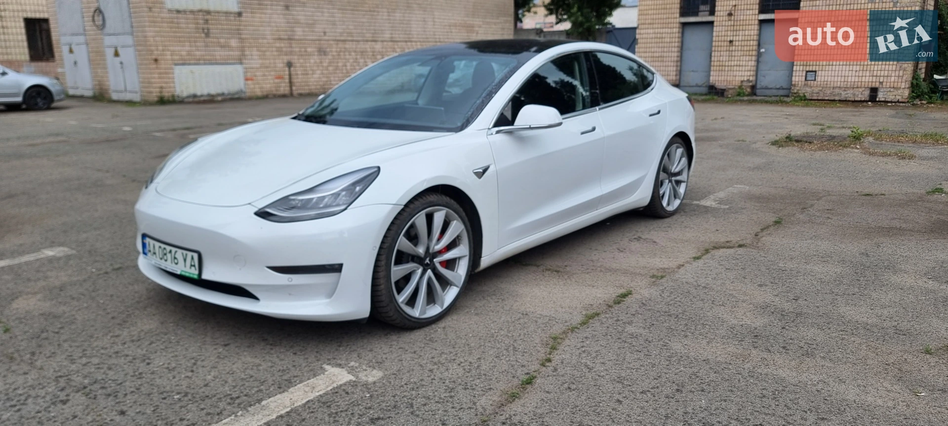 Tesla Model 3, 2019