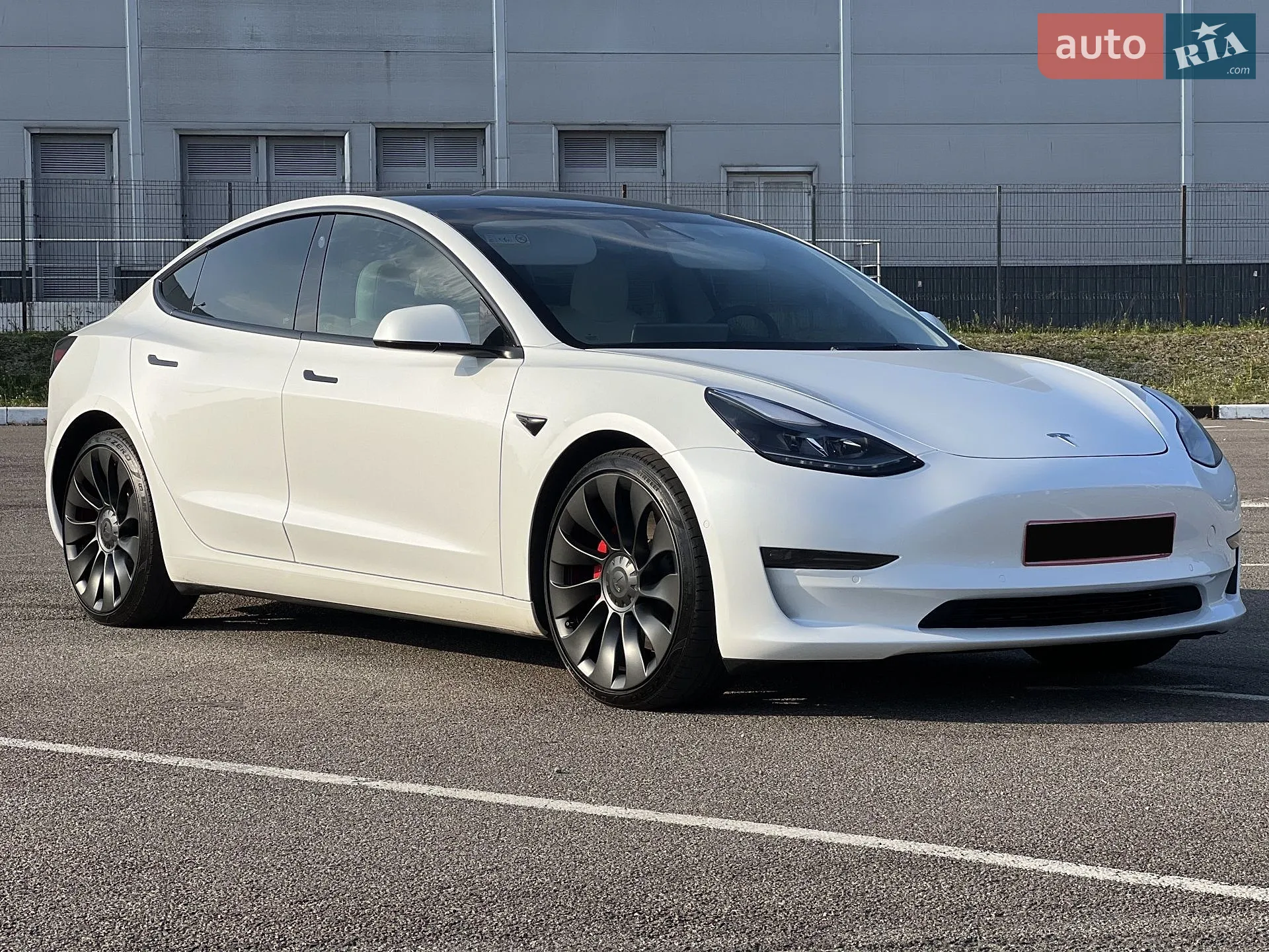 Tesla Model 3, 2022
