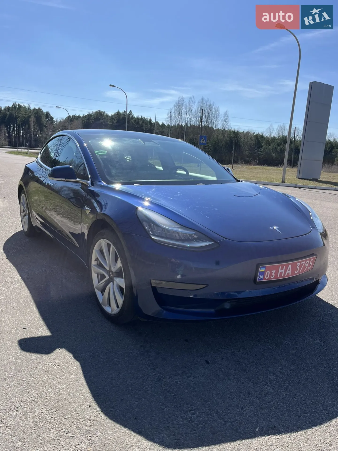 Tesla Model 3, 2019