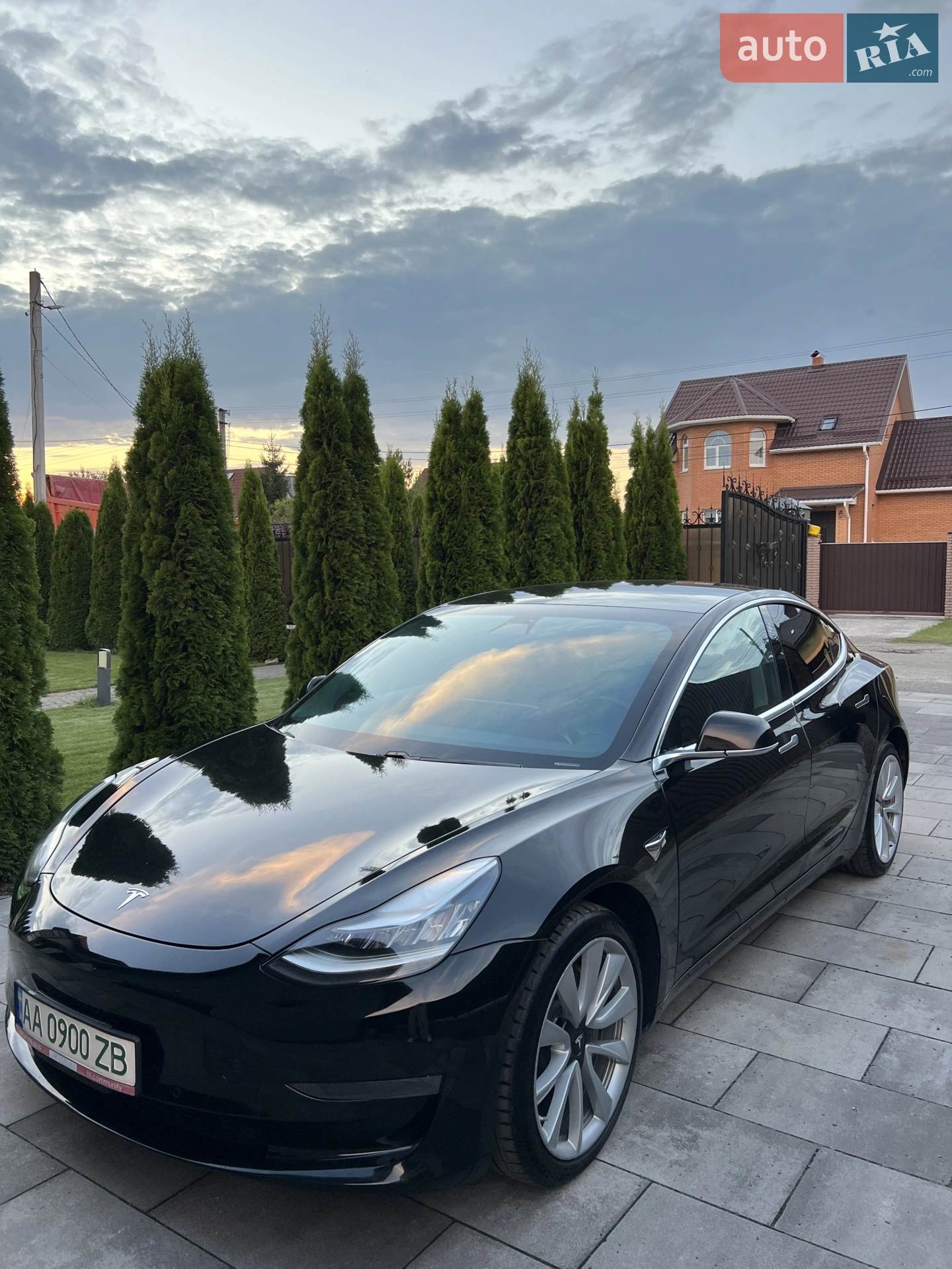 Tesla Model 3, 2020