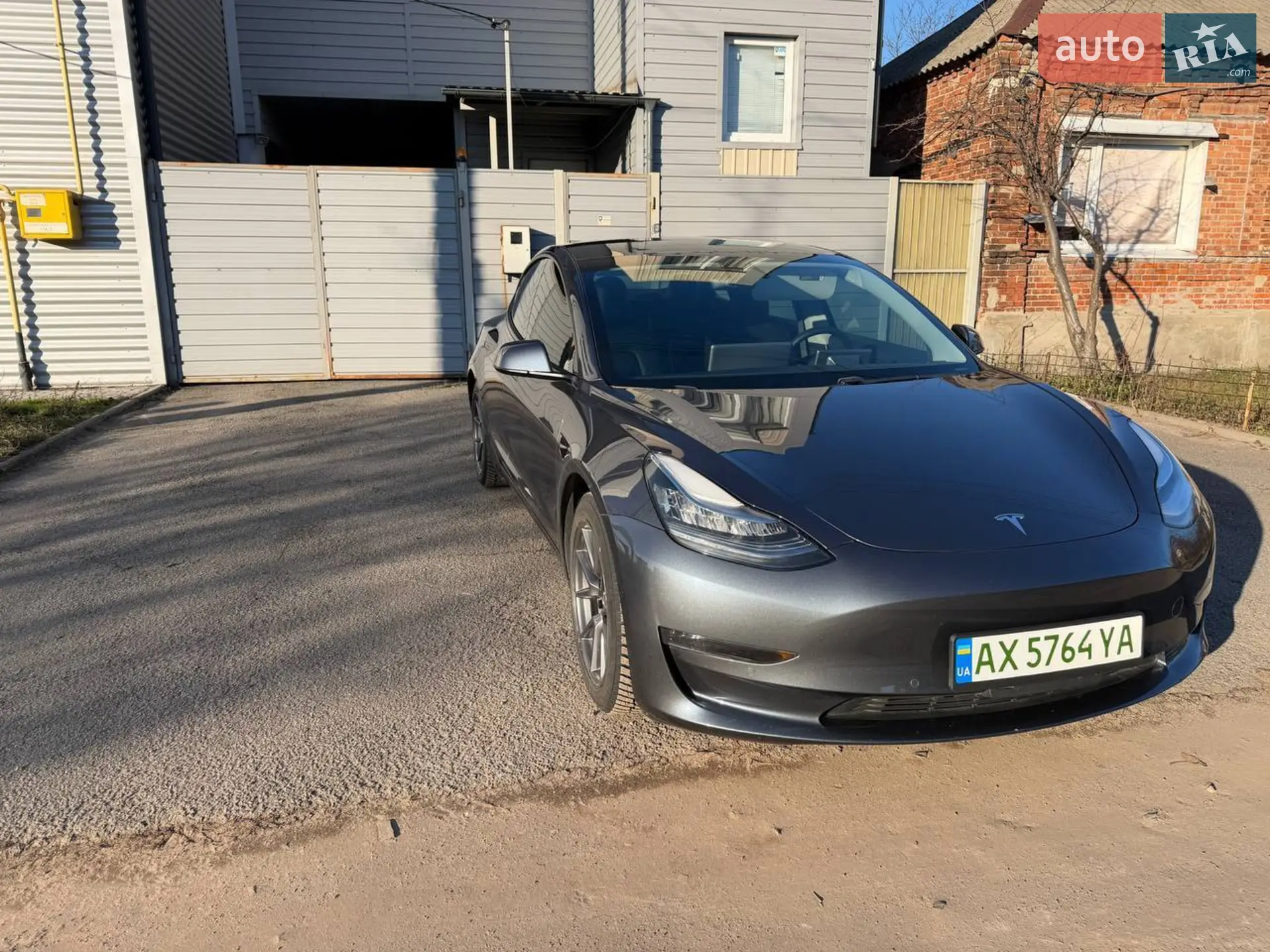 Tesla Model 3, 2020