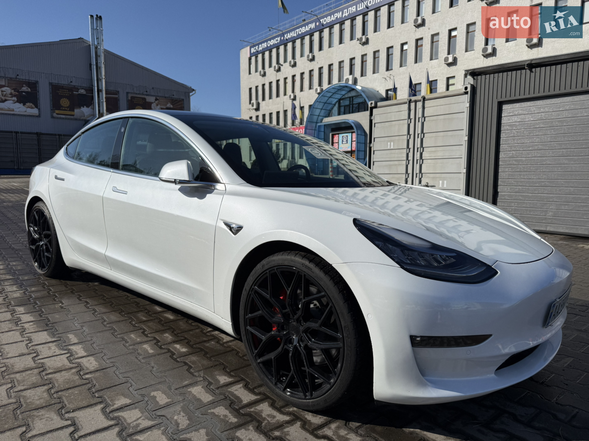 Tesla Model 3, 2020