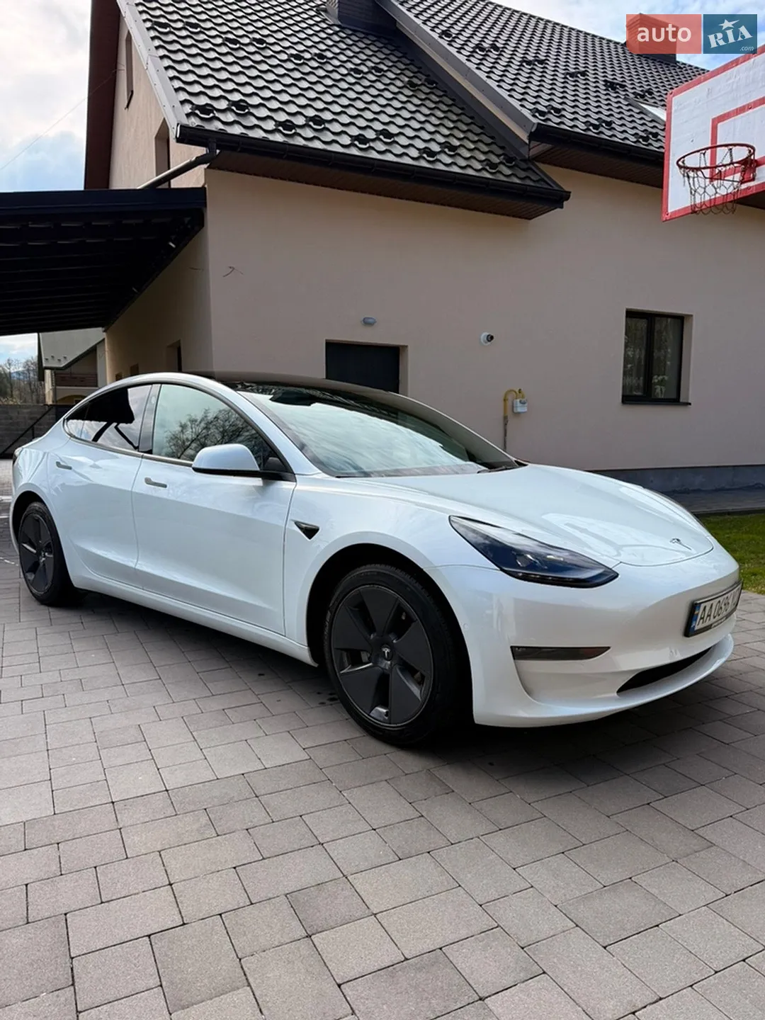 Tesla Model 3, 2022