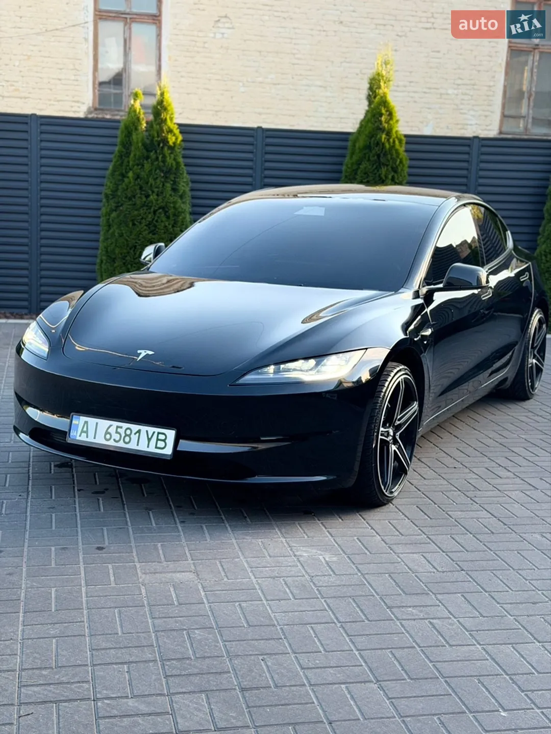 Tesla Model 3, 2024