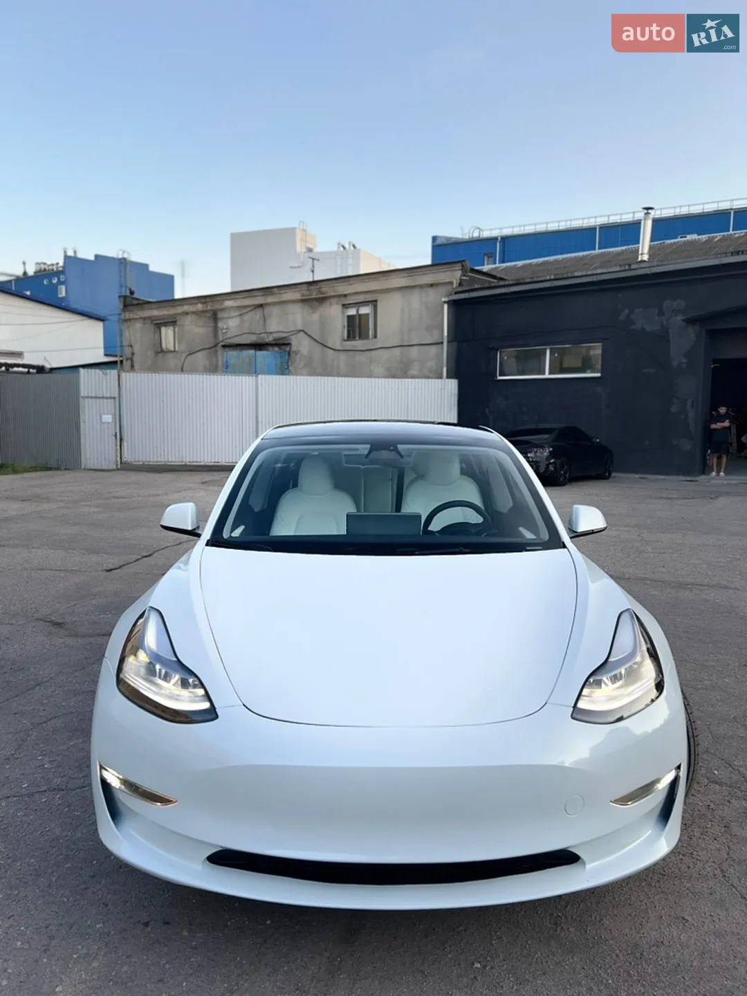 Tesla Model 3, 2023