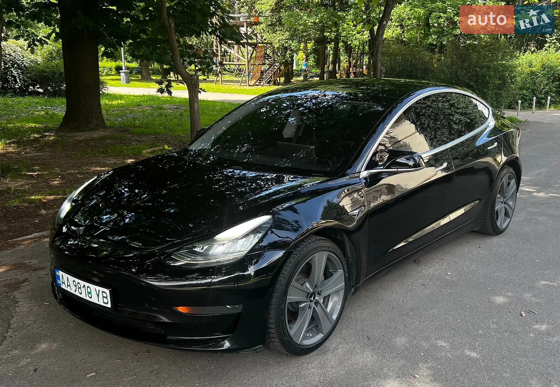 Tesla Model 3, 2020