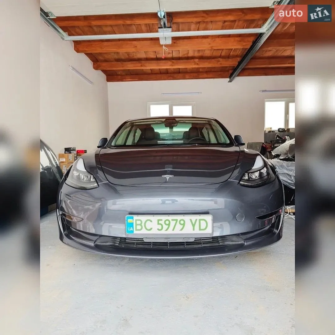 Tesla Model 3, 2023