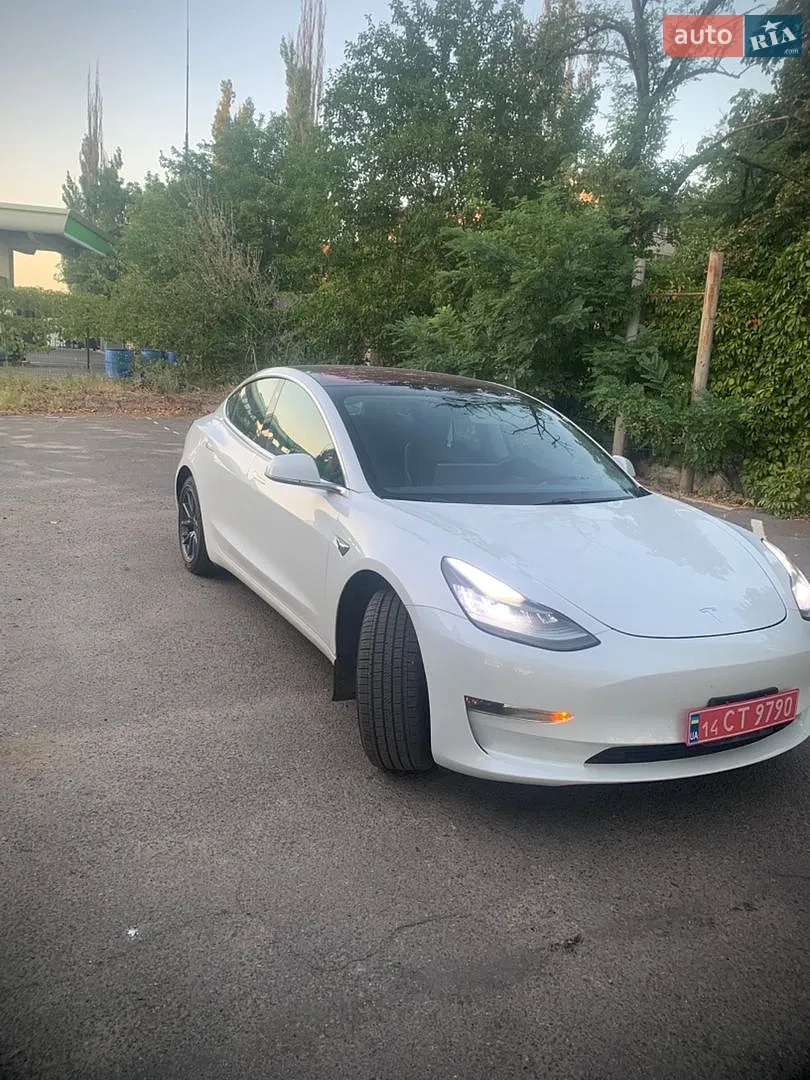 Tesla Model 3, 2018