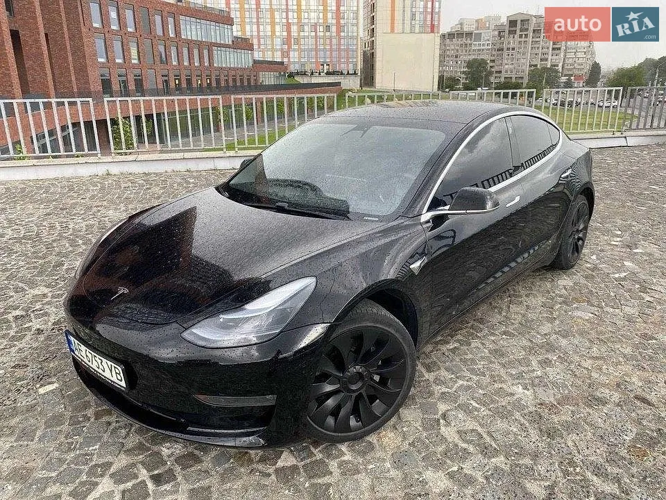 Tesla Model 3, 2019