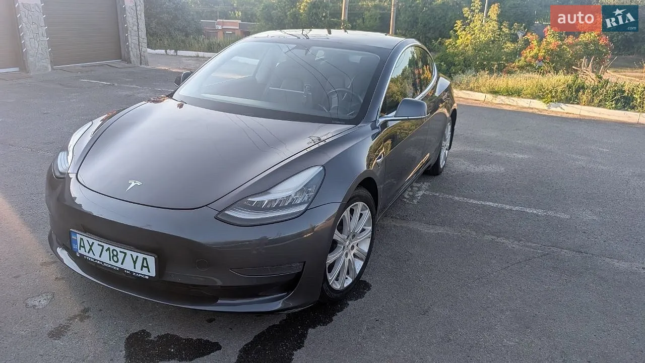 Tesla Model 3, 2018