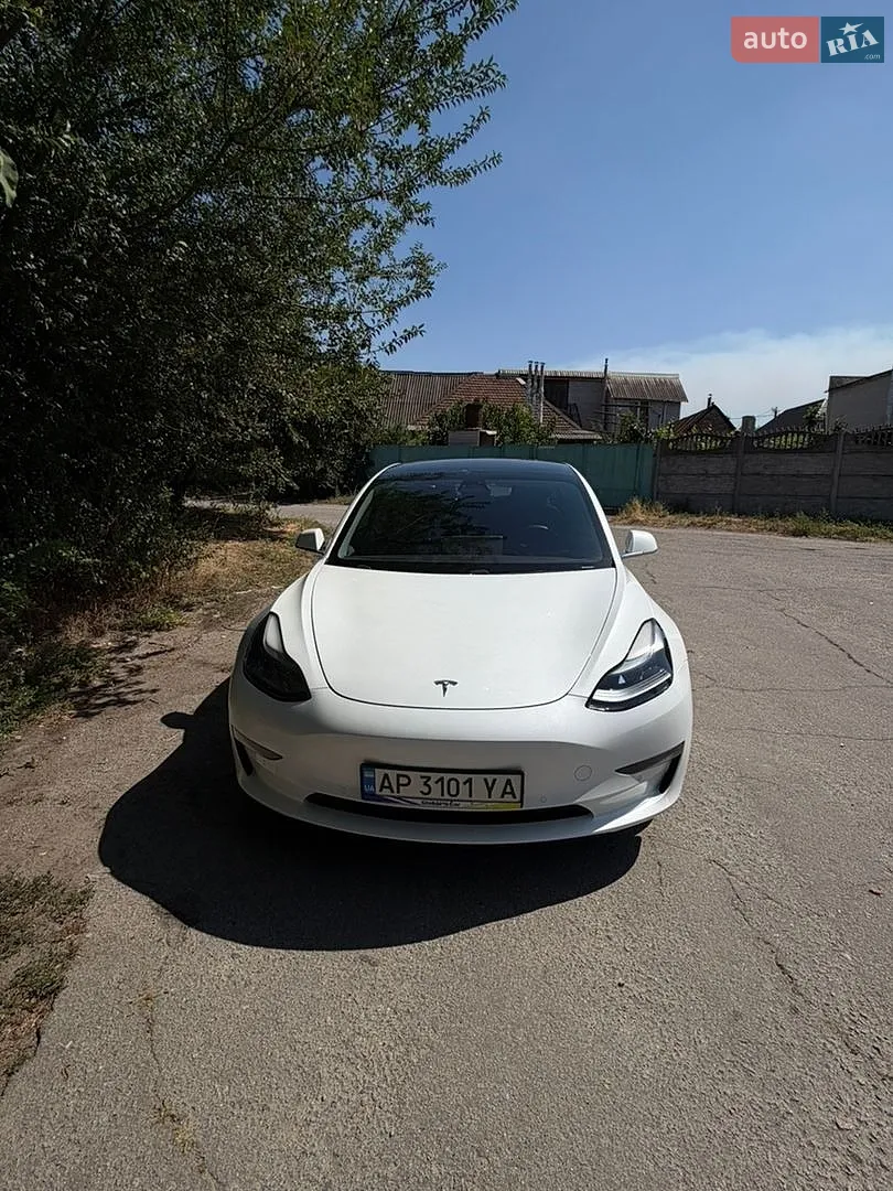 Tesla Model 3, 2019
