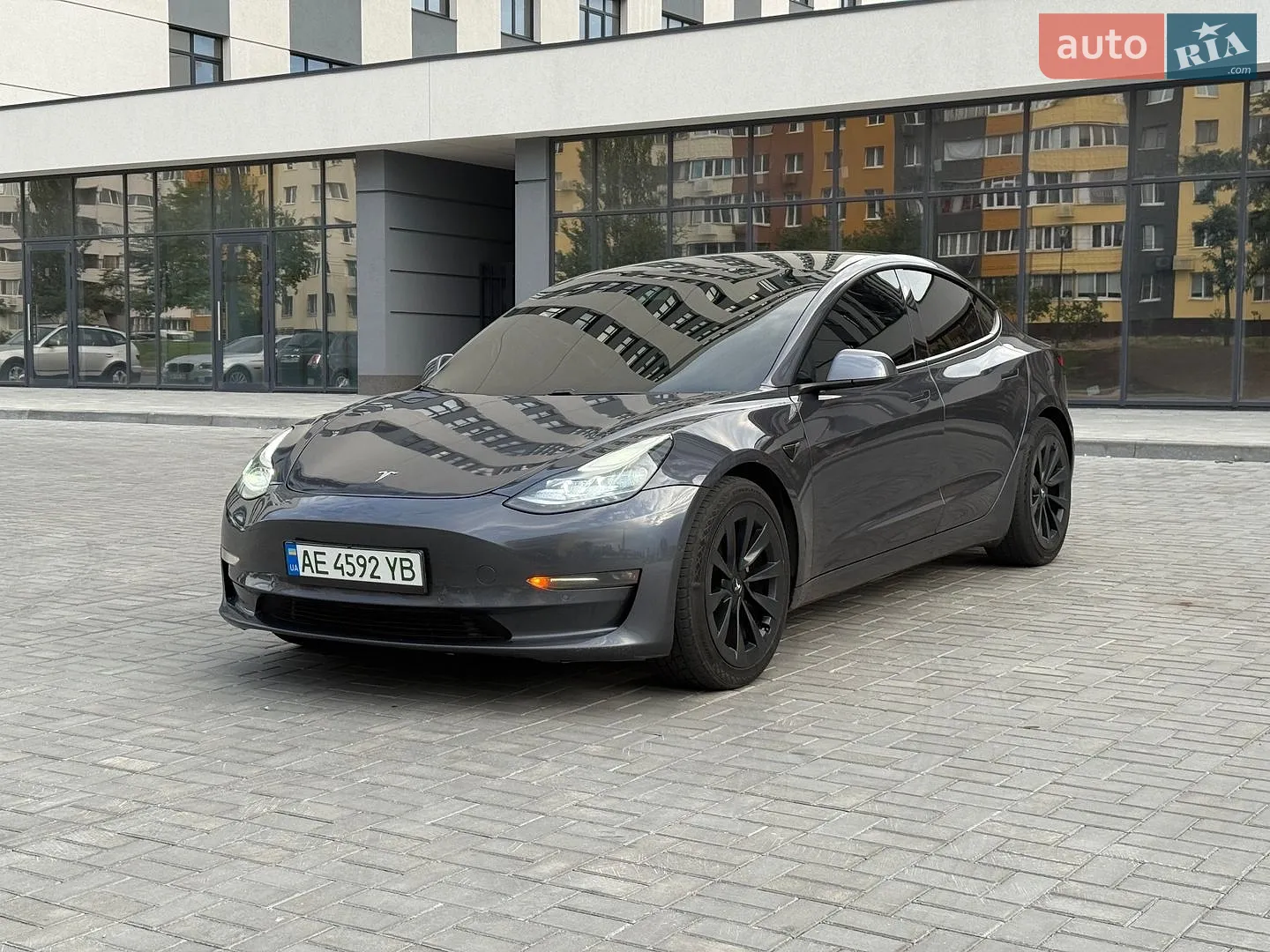Tesla Model 3, 2021