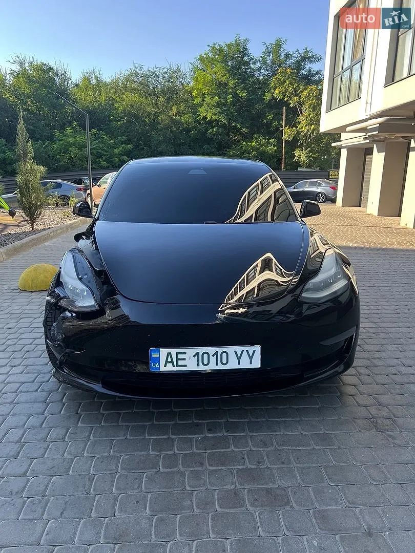 Tesla Model 3, 2019