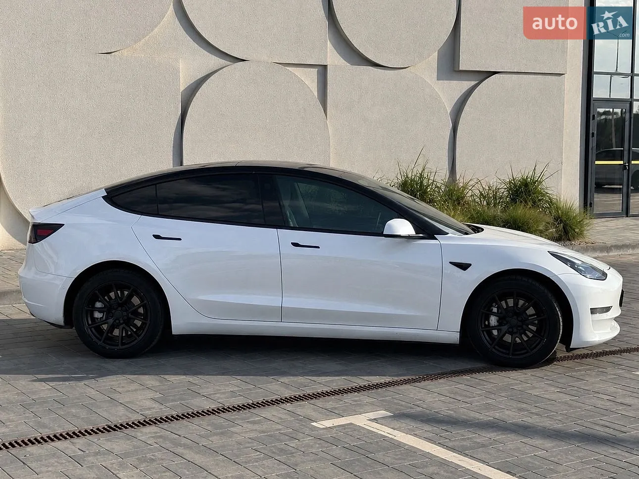 Tesla Model 3, 2021