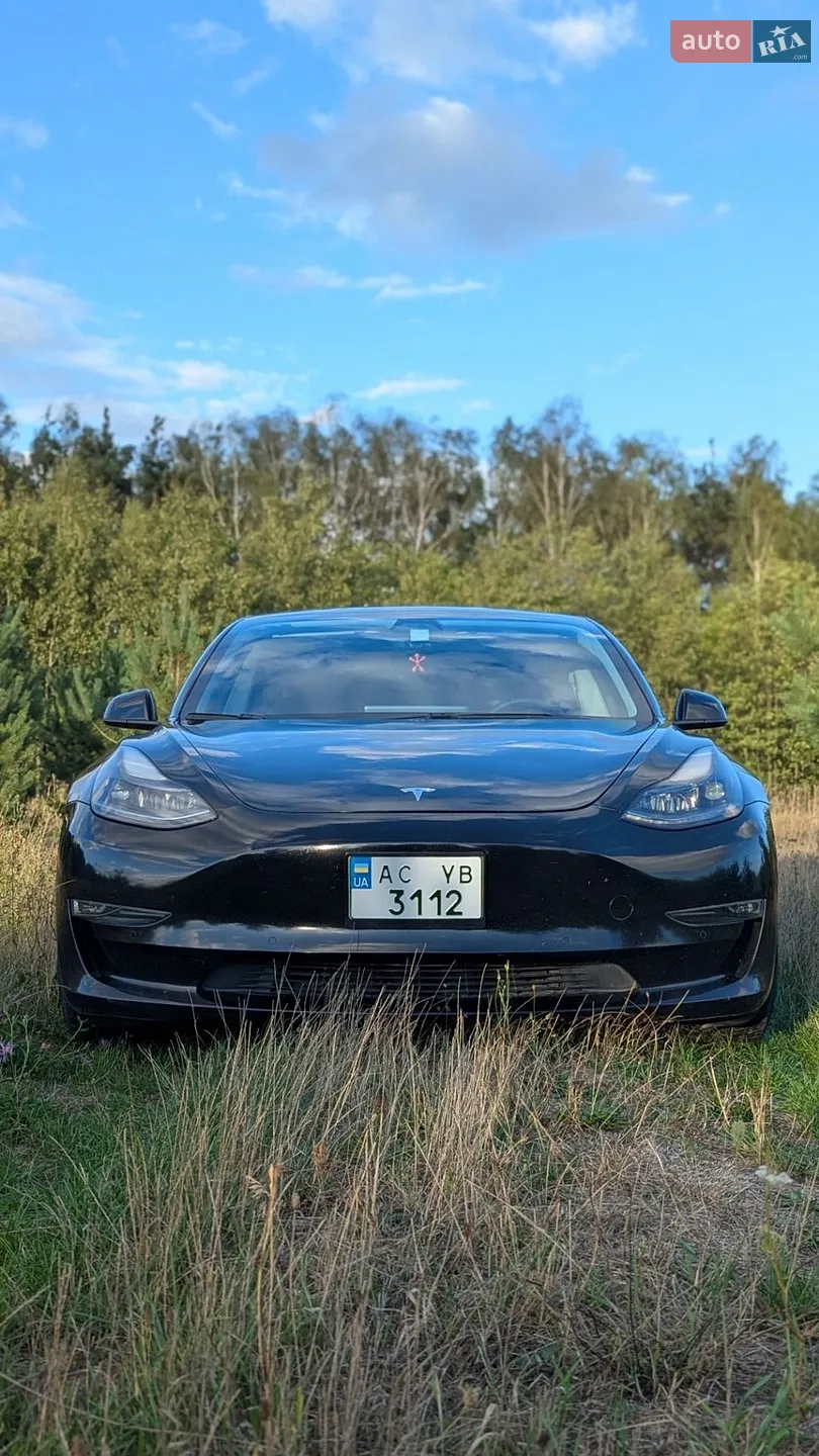 Tesla Model 3, 2021