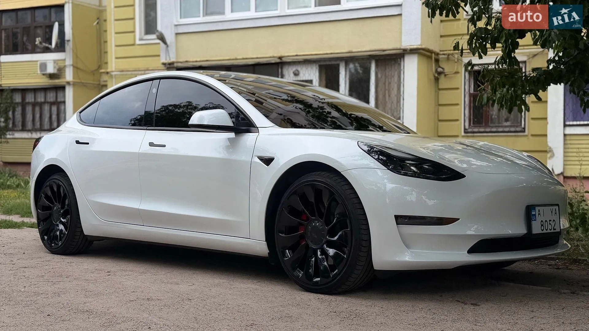 Tesla Model 3, 2023