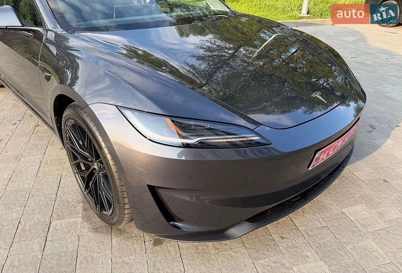 Tesla Model 3, 2024