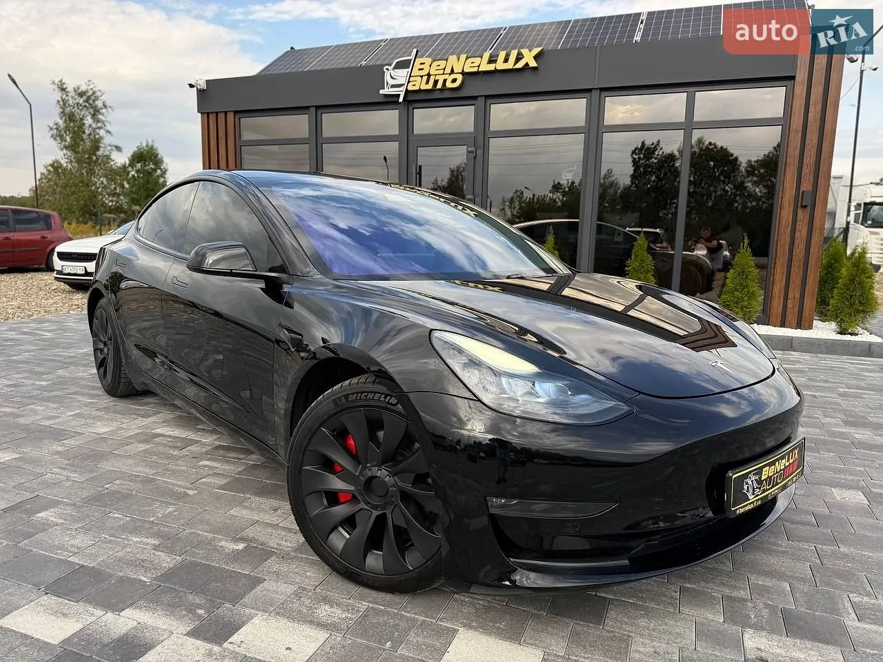 Tesla Model 3, 2020