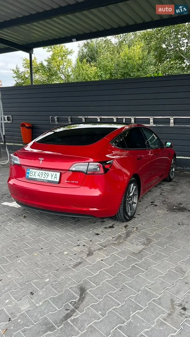 Tesla Model 3, 2022