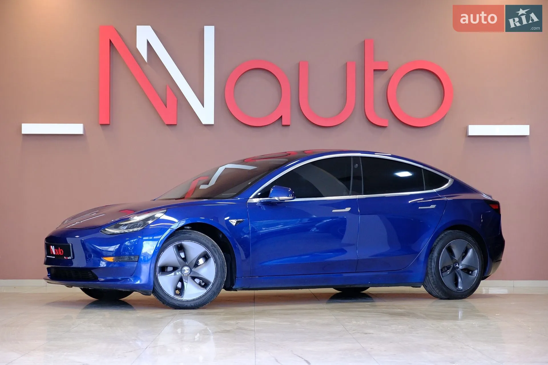 Tesla Model 3, 2020