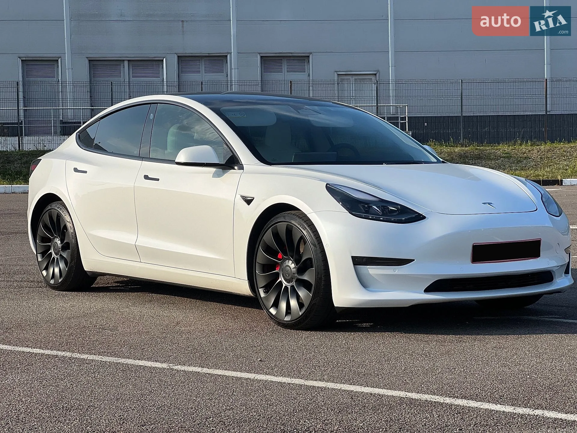 Tesla Model 3, 2022