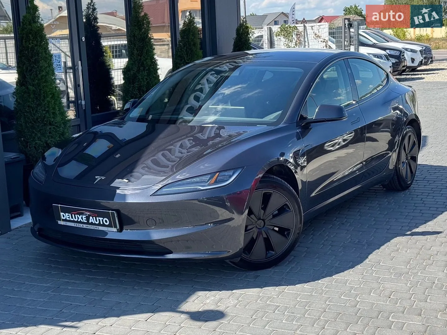 Tesla Model 3, 2024