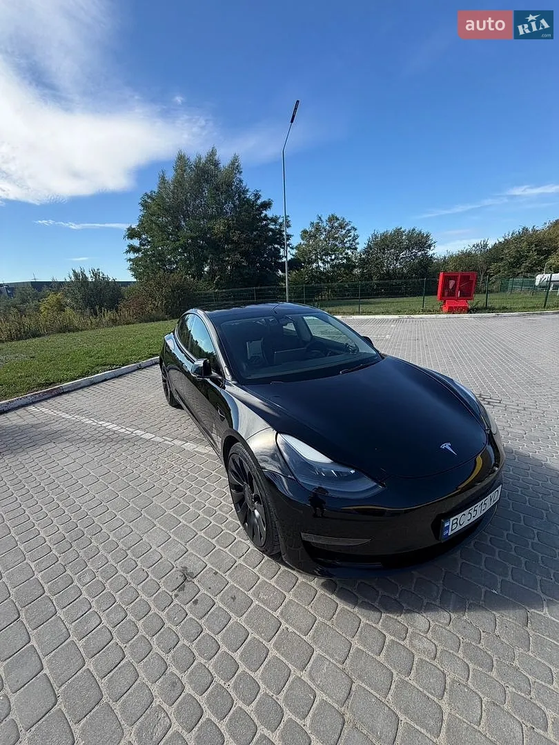 Tesla Model 3, 2023