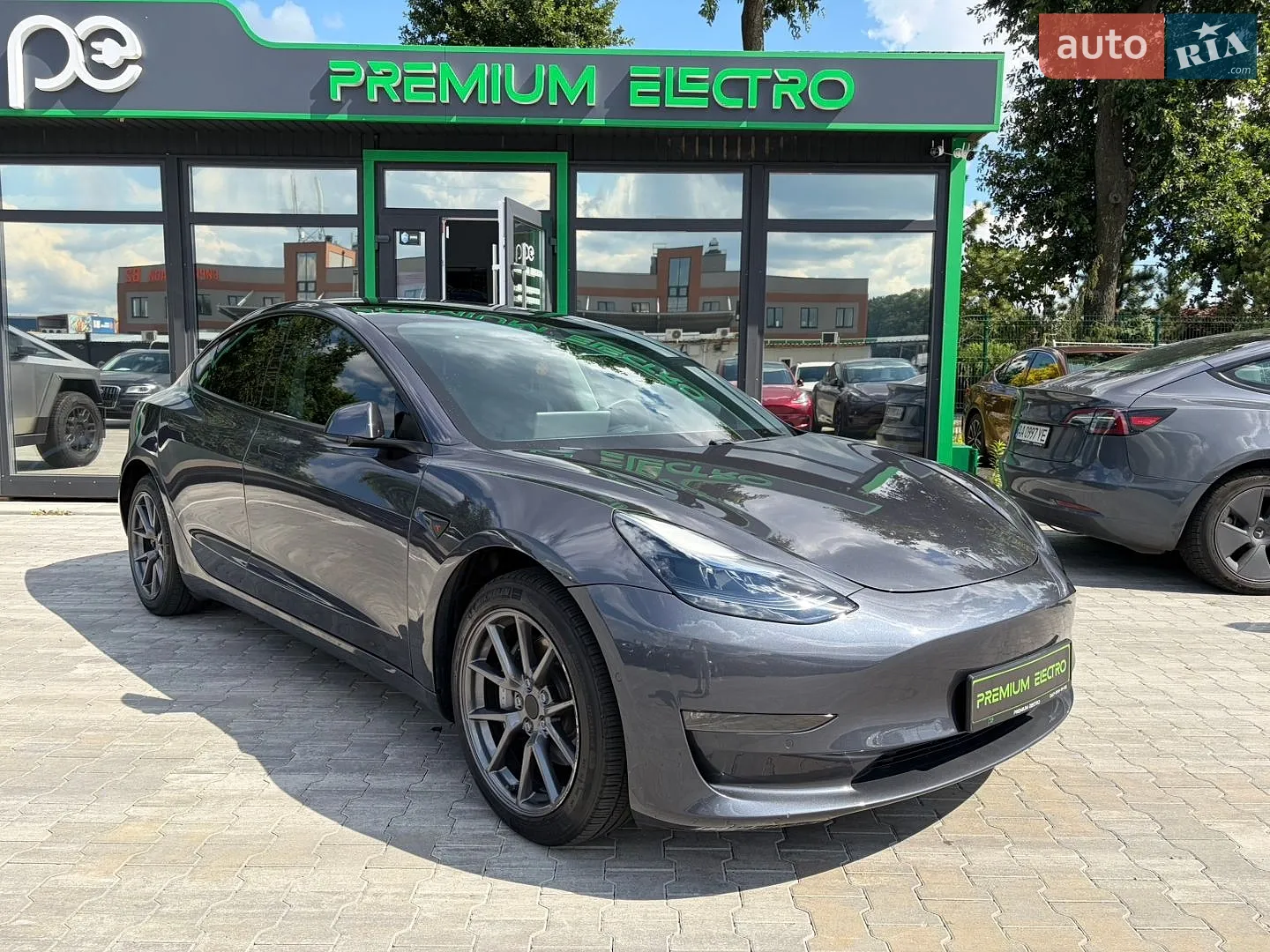 Tesla Model 3, 2021